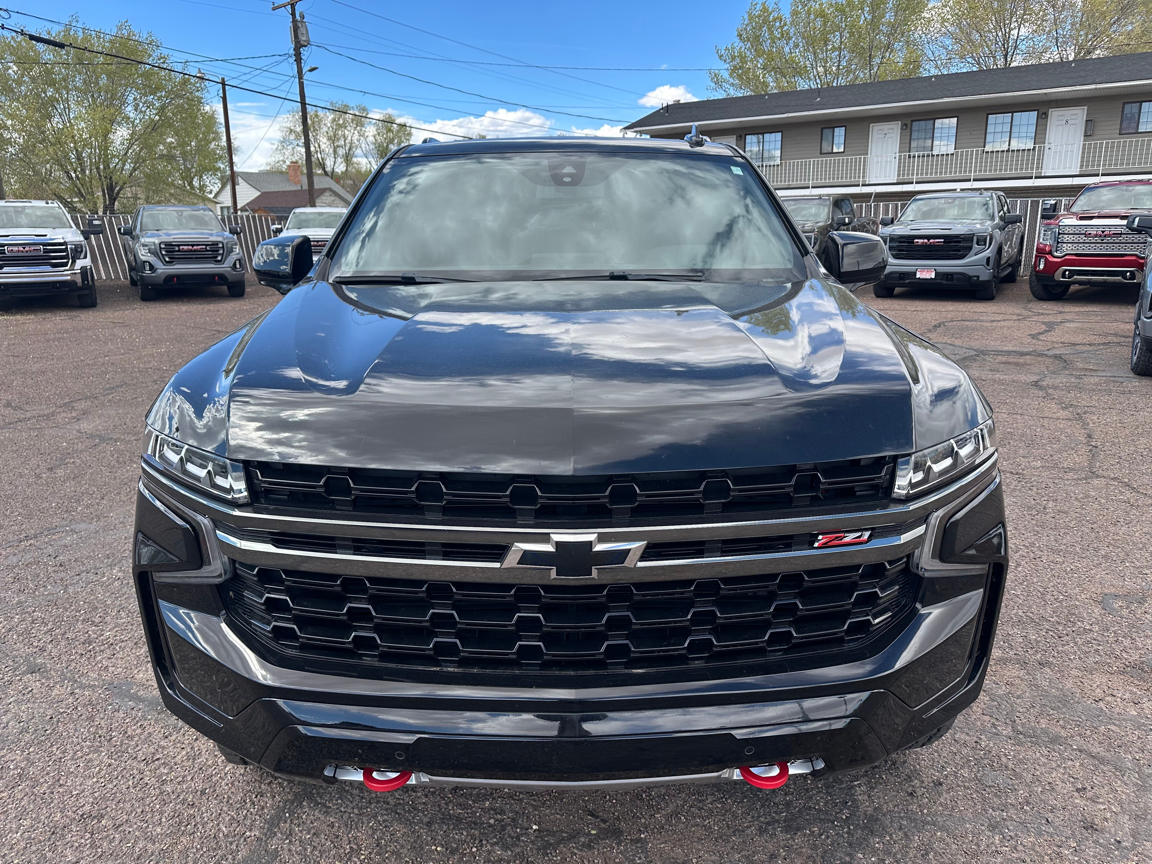 2022 Chevrolet Tahoe Z71 in Black — front three-quarter view