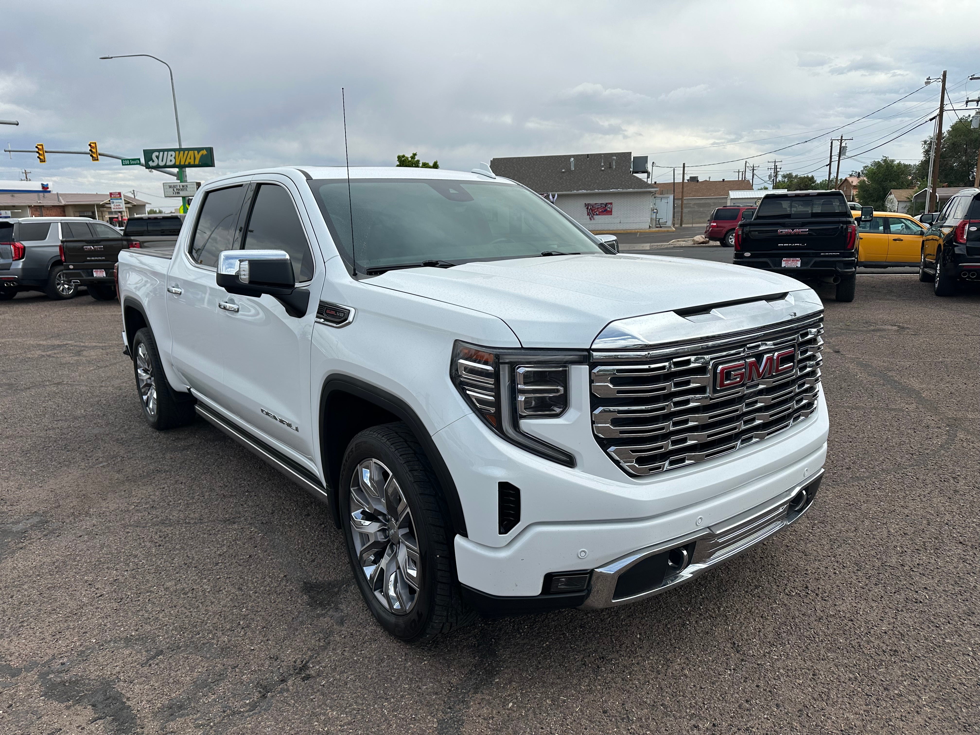 2023 GMC Sierra 1500 — side profile view